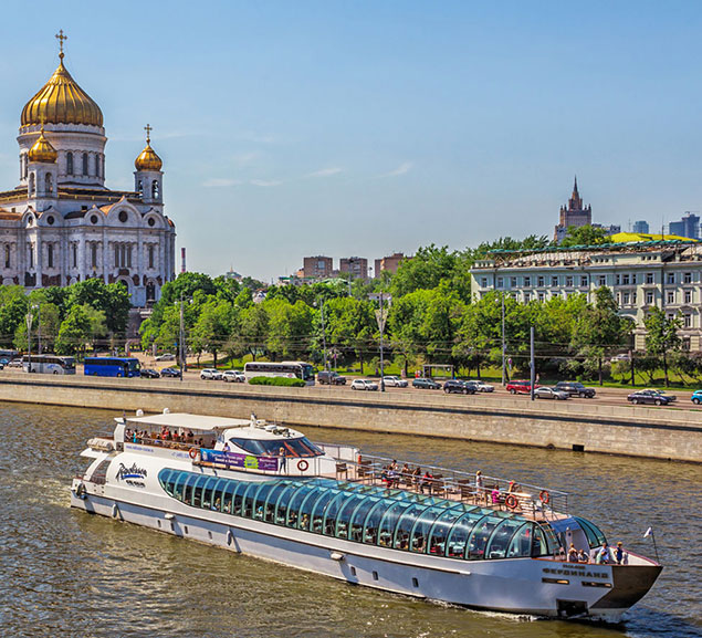 Речные круизы по Москве-реке на теплоходе